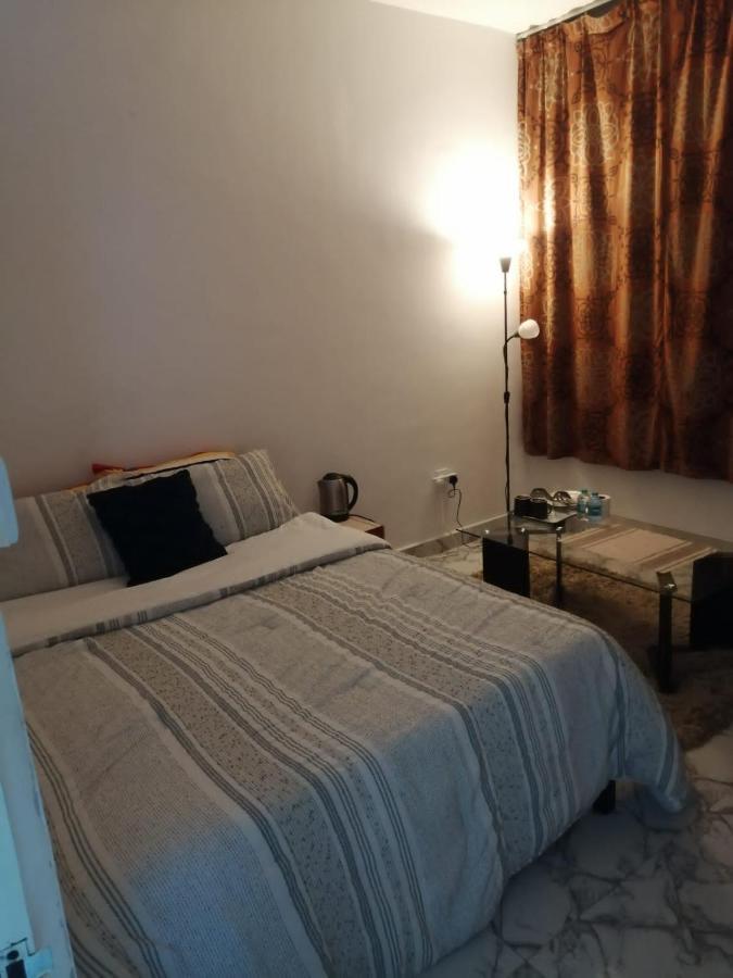 Tanih Place Abou Dabi Extérieur photo