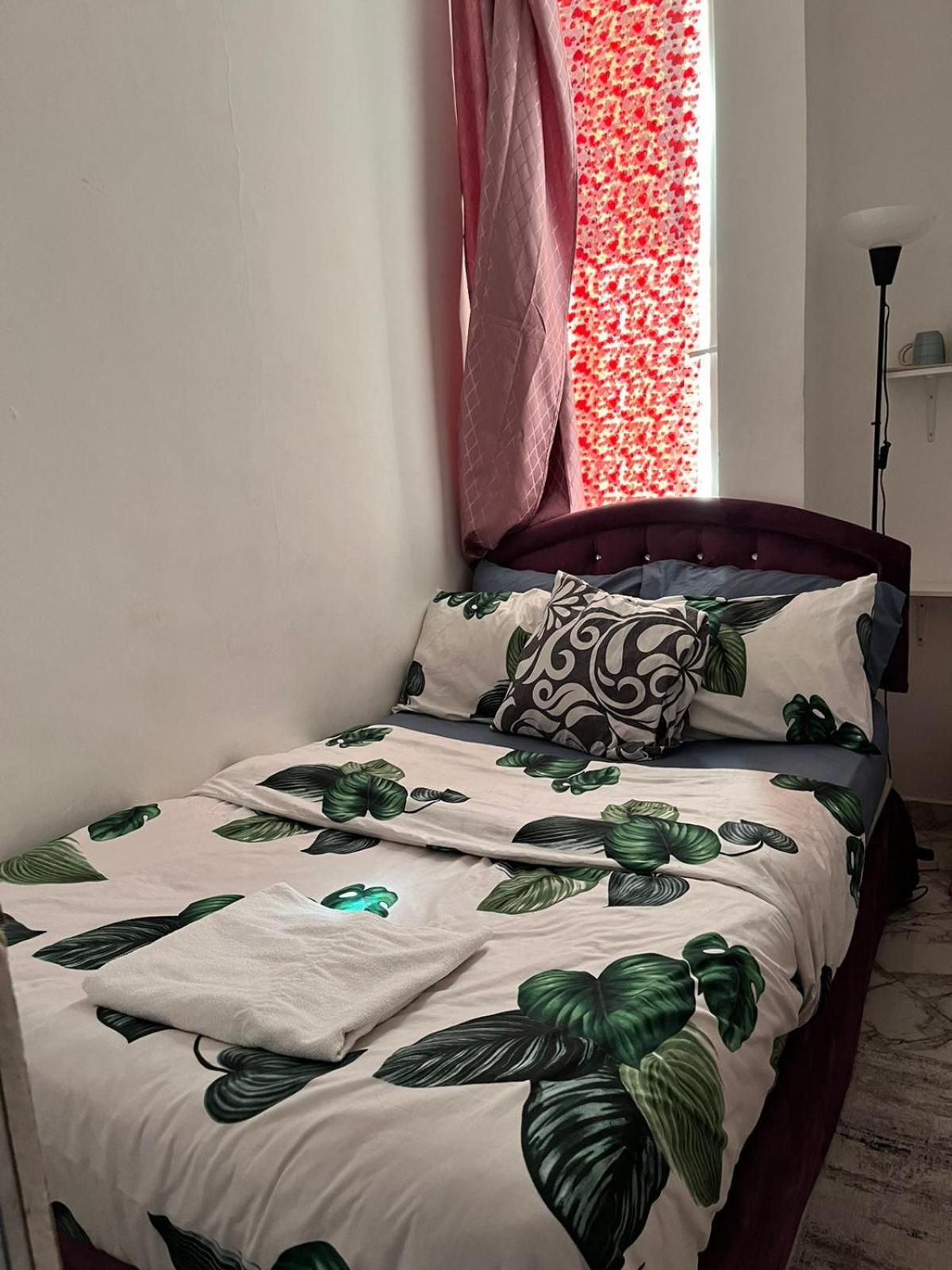 Tanih Place Abou Dabi Extérieur photo